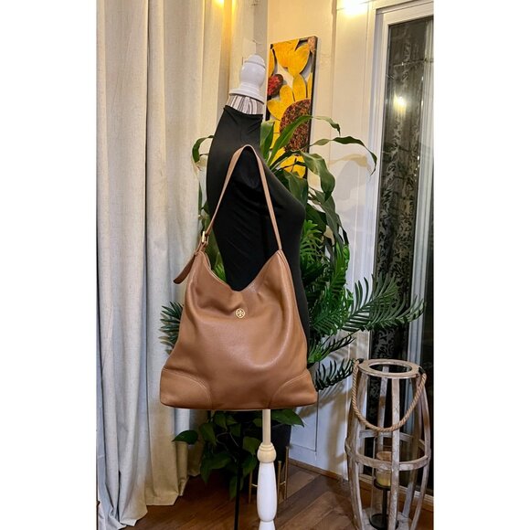 ♦️♦️ AUTHENTIC TORY BURCH VINTAGE CAMEL BROWN HOBO/SLOUCHY BAG ♦️♦️ - Picture 6 of 8